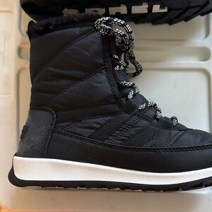 Sorel Winter Boots with White Sole